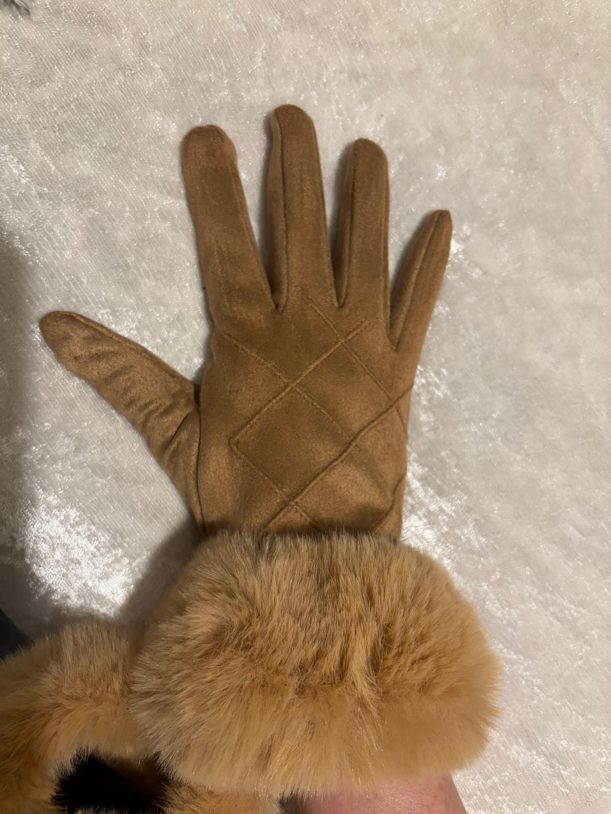 Faux Fur Cuff Gloves With Touchscreen Fingers